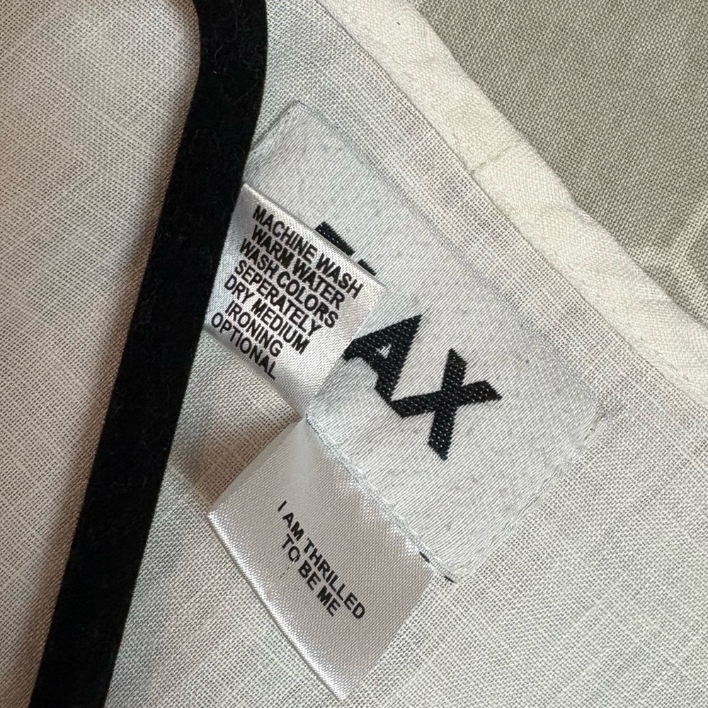Flax Pintuck Tank linen top - Picture 4 of 4